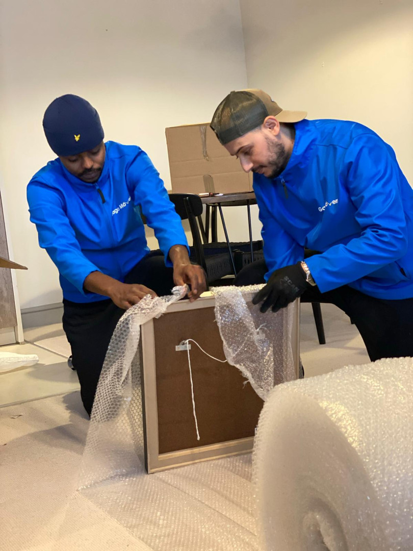 Antique Moving Service in London